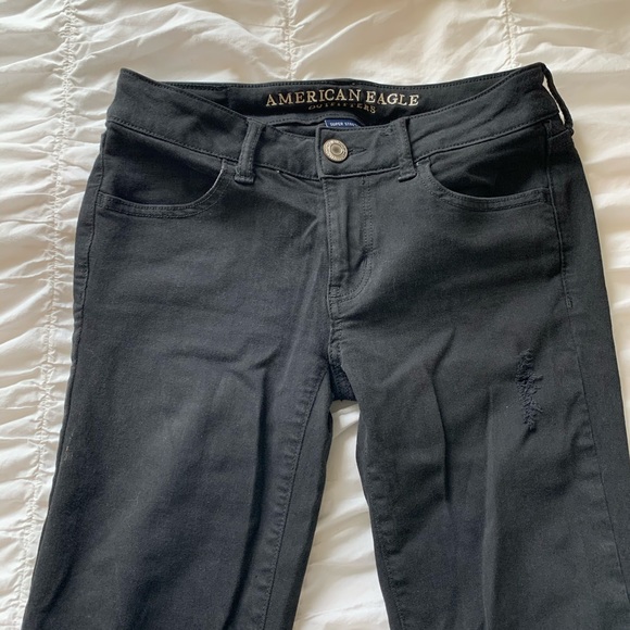 American Eagle Black Distressed Jegging - Picture 4 of 5